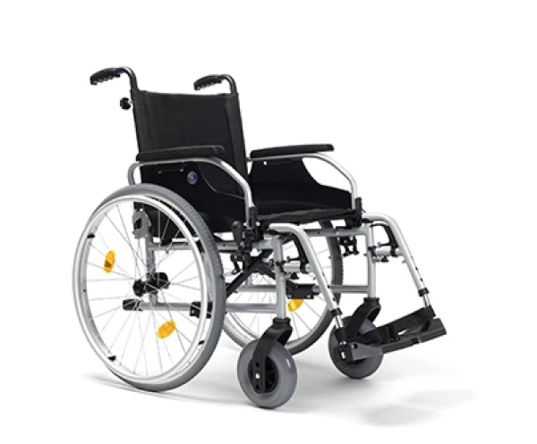 07-01-01 Кресло-коляска с ручным приводом комнатная V100