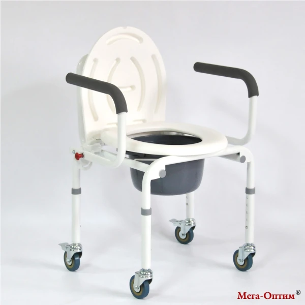 Стул-кресло с санитарным оснащением серии FS. Модель FS813. Исполнение: на 4-х колесах.