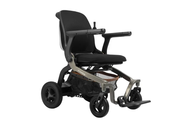 Коляскa инвалидная с электроприводом Ortonica Pulse 690