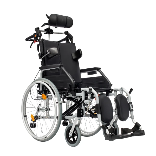 Кресло коляска для инвалидов Ortoniсa Delux 540