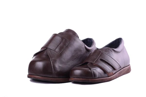 Образец изготовления сложной ортопедической обуви без утепленной подкладки «Алекс Орто +», модель № 80