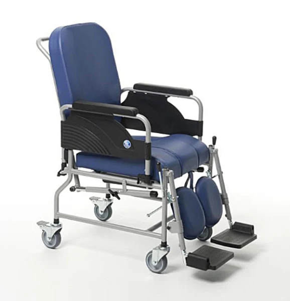 23-01-04 Кресло-стул с санитарным оснащением с дополнительной фиксацией (поддержкой) головы и тела, в том числе, для больных ДЦП 9303