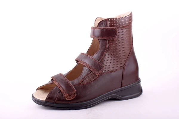 Образец изготовления сложной ортопедической обуви без утепленной подкладки «Алекс Орто +», модель № 39