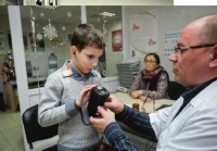 Незрячим школьникам подарят устройства для ориентирования в пространстве 